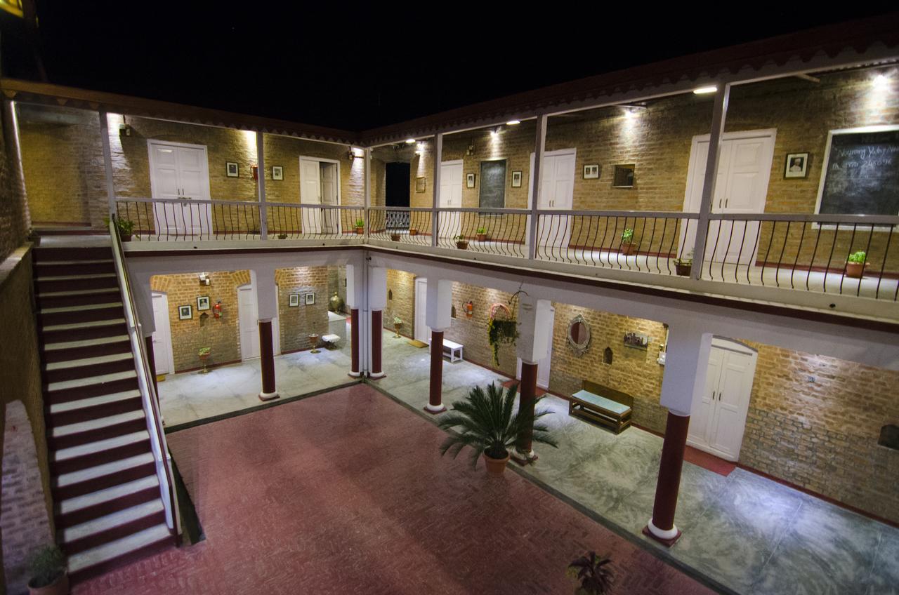 Naurang Yatri Niwas Hotel Garli Exterior photo
